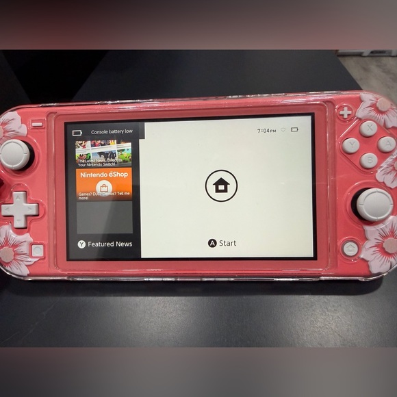Coral Nintendo Switch Lite - Picture 3 of 8